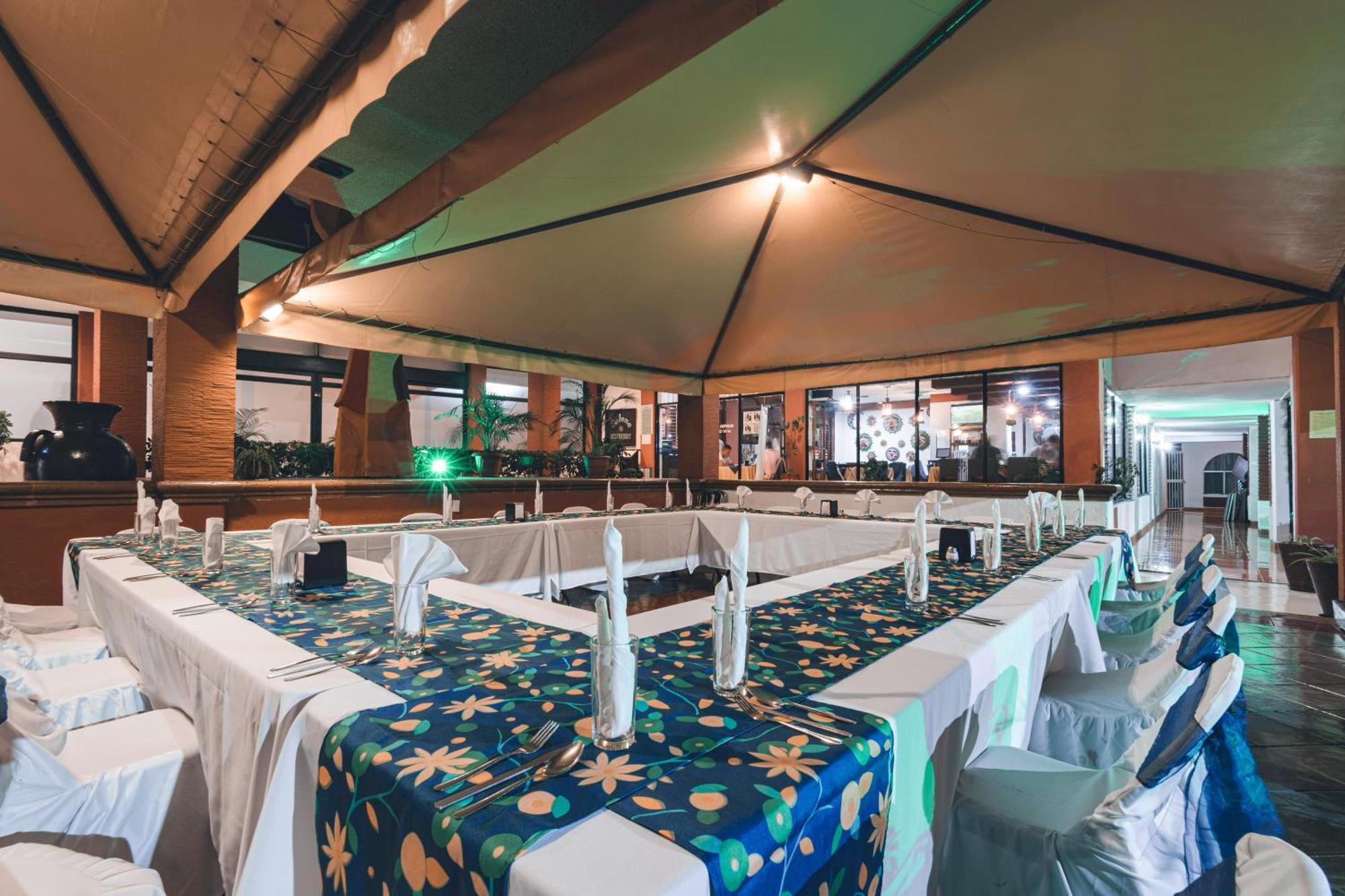 Hotel & Suites Villa Del Sol Morelia Luaran gambar